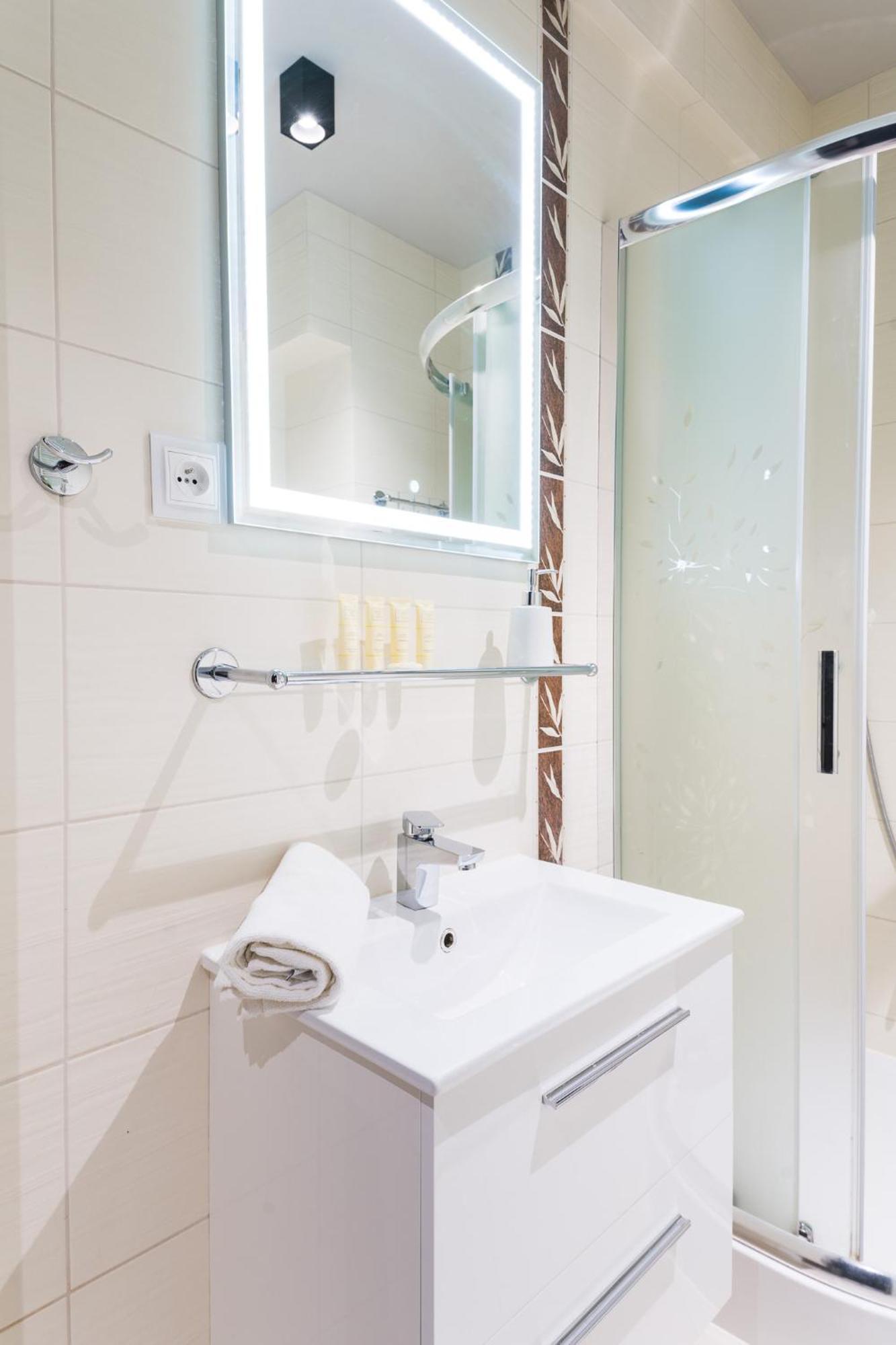 6 Os, Dwupoziomowy 56m2 Z 2 Balkonami Apartment Kolberg